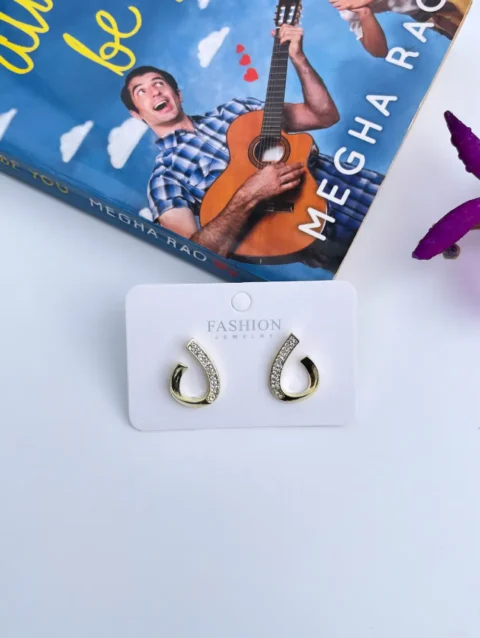 Pretty Classic Stud Unique Korean Earrings