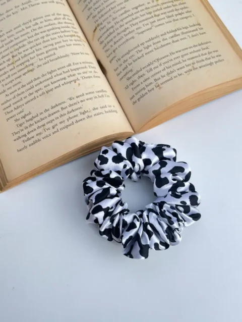 Black and white Satin XL / Medium Scrunchies