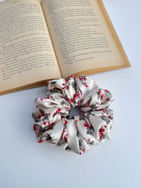 White Floral Satin XXL / Big Scrunchies | Last piece
