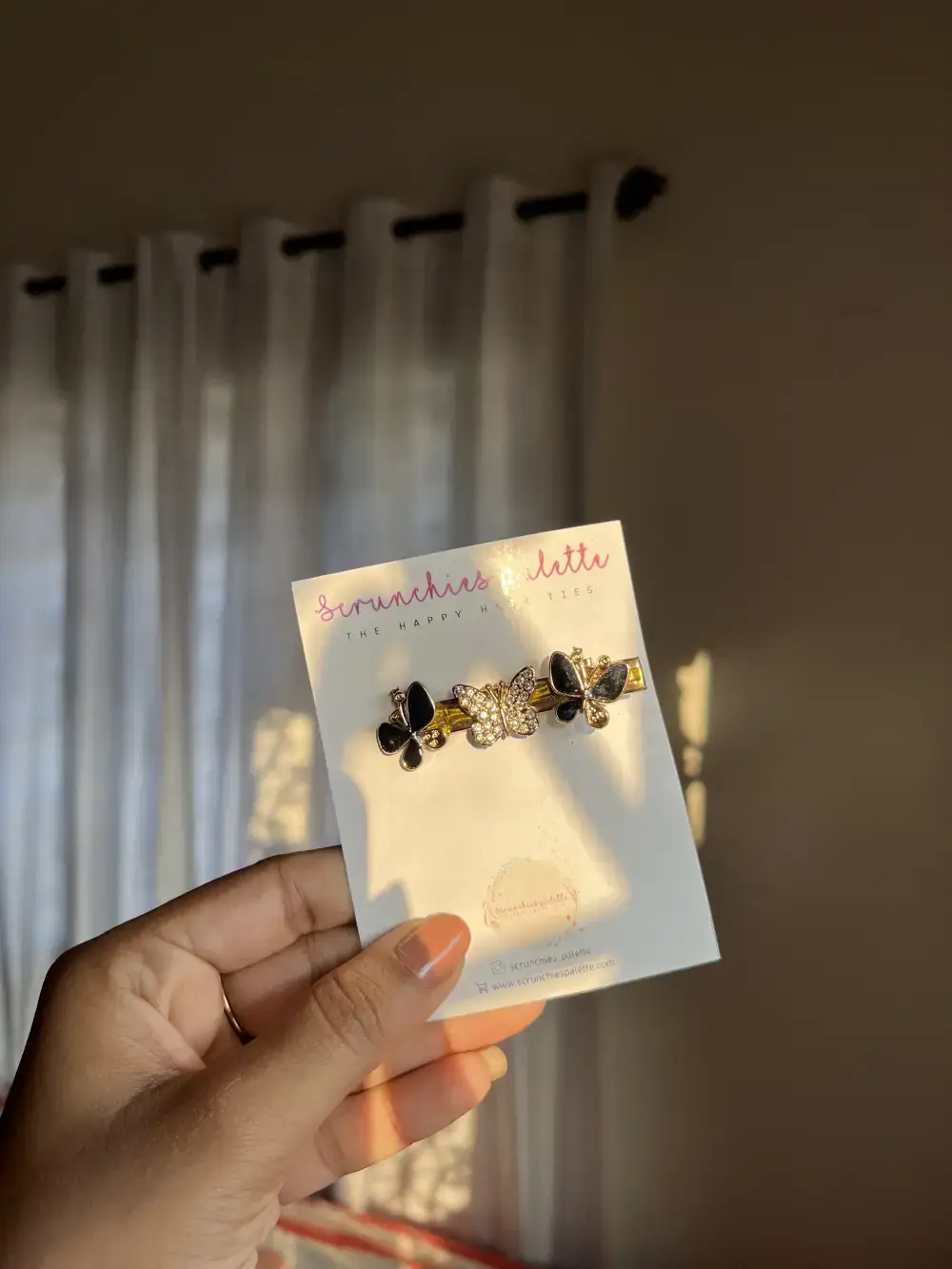 "Adorable & stylish! Perfect Korean hair clips to make your little star shine ✨🌟" "Shop now and add a touch of Korea to your kid’s look! 🛍️