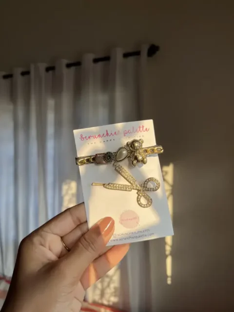 "Adorable & stylish! Perfect Korean hair clips to make your little star shine ✨🌟" "Shop now and add a touch of Korea to your kid’s look! 🛍️