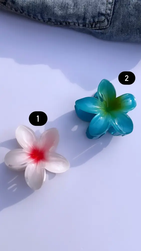 Floral pinterest hair clutches clips