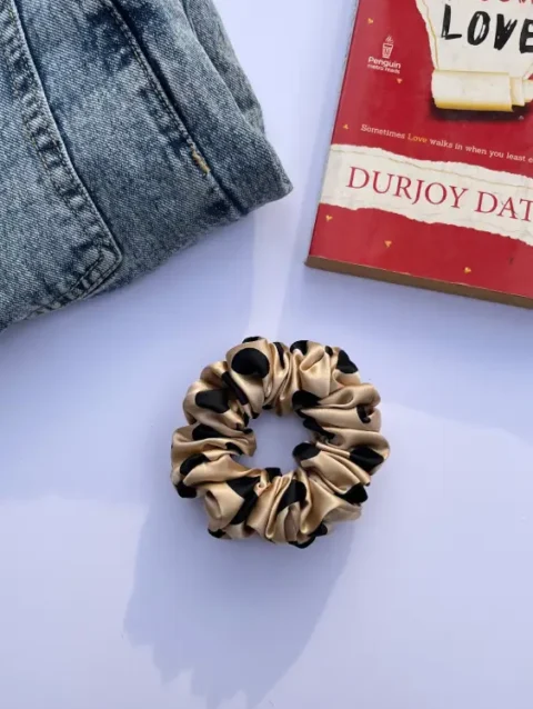 Beige dot XL scrunchies | Limited Edition