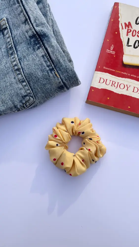 Yellow Dots XL scrunchies | Limited Edition